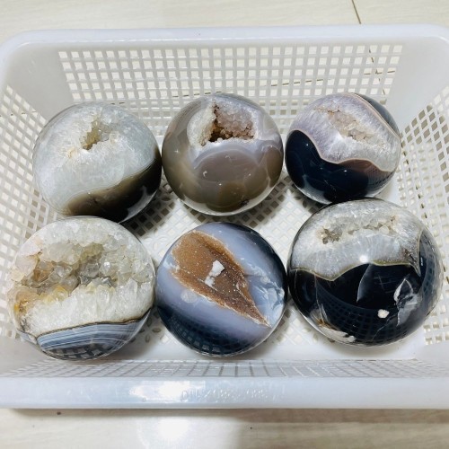 6 Pieces Beautiful Geode Agate Spheres