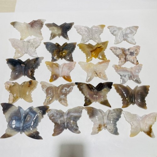 20 Pieces Beautiful Agate Butterfly Carving