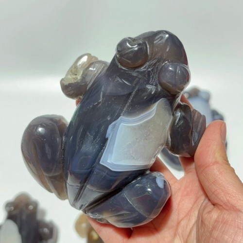 9 Pieces Large Beautiful Geode Druzy Agate Frog Carving