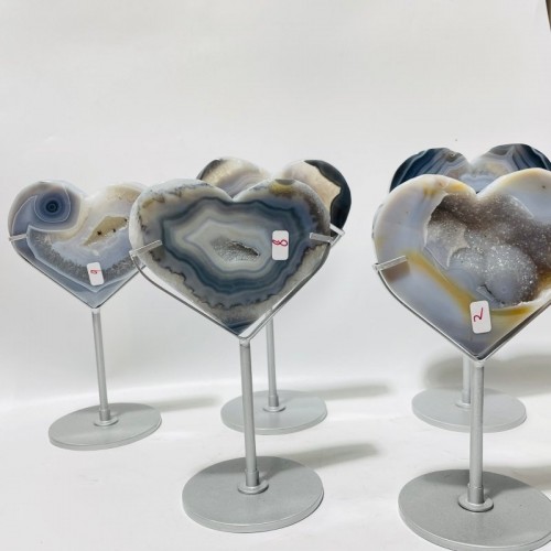 5 Pieces Geode Agate Heart With Stand