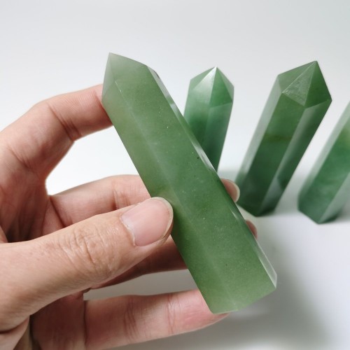 Aventurine Points 2-3.5in(5-8.9cm) Wholesale Crystal