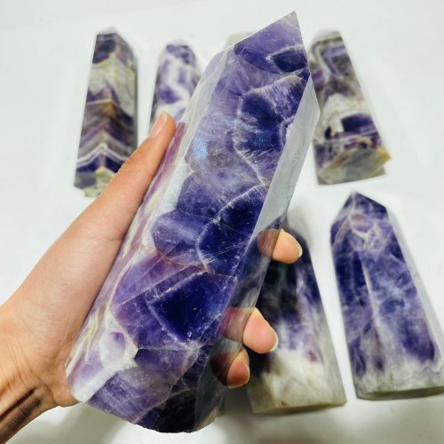 8 Pieces Large Chevron Amethyst Tower Points