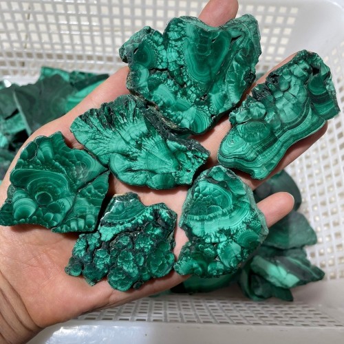 85 Pieces Small Polished Malachite Slab