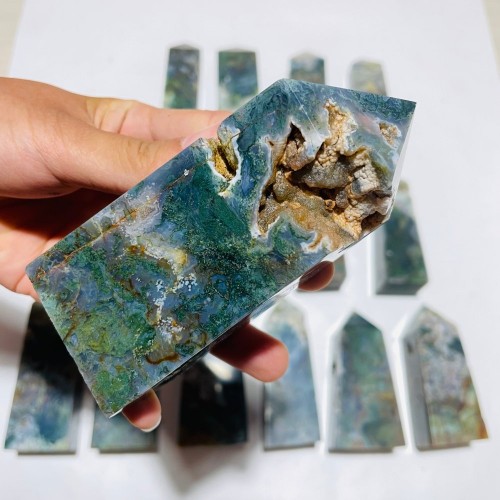 16 Pieces Moss Agate Four-Sided Tower Points