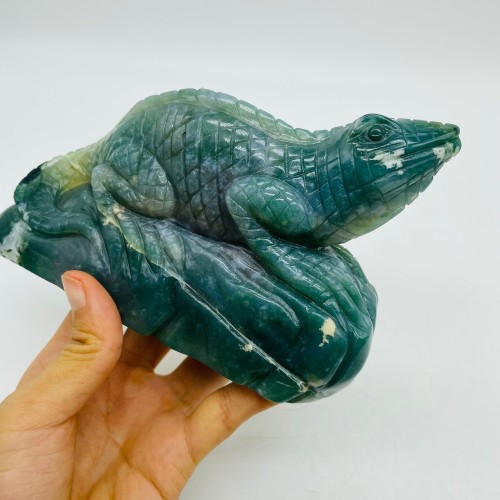 High Quality Natural Moss Agate Lizard Carving