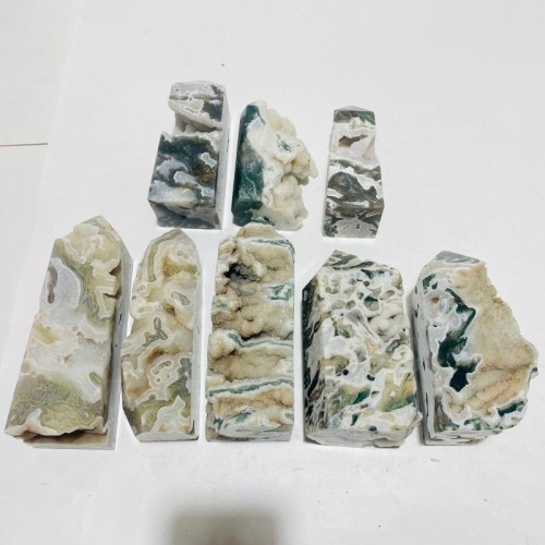 8 Pieces Geode Druzy Moss Agate Tower